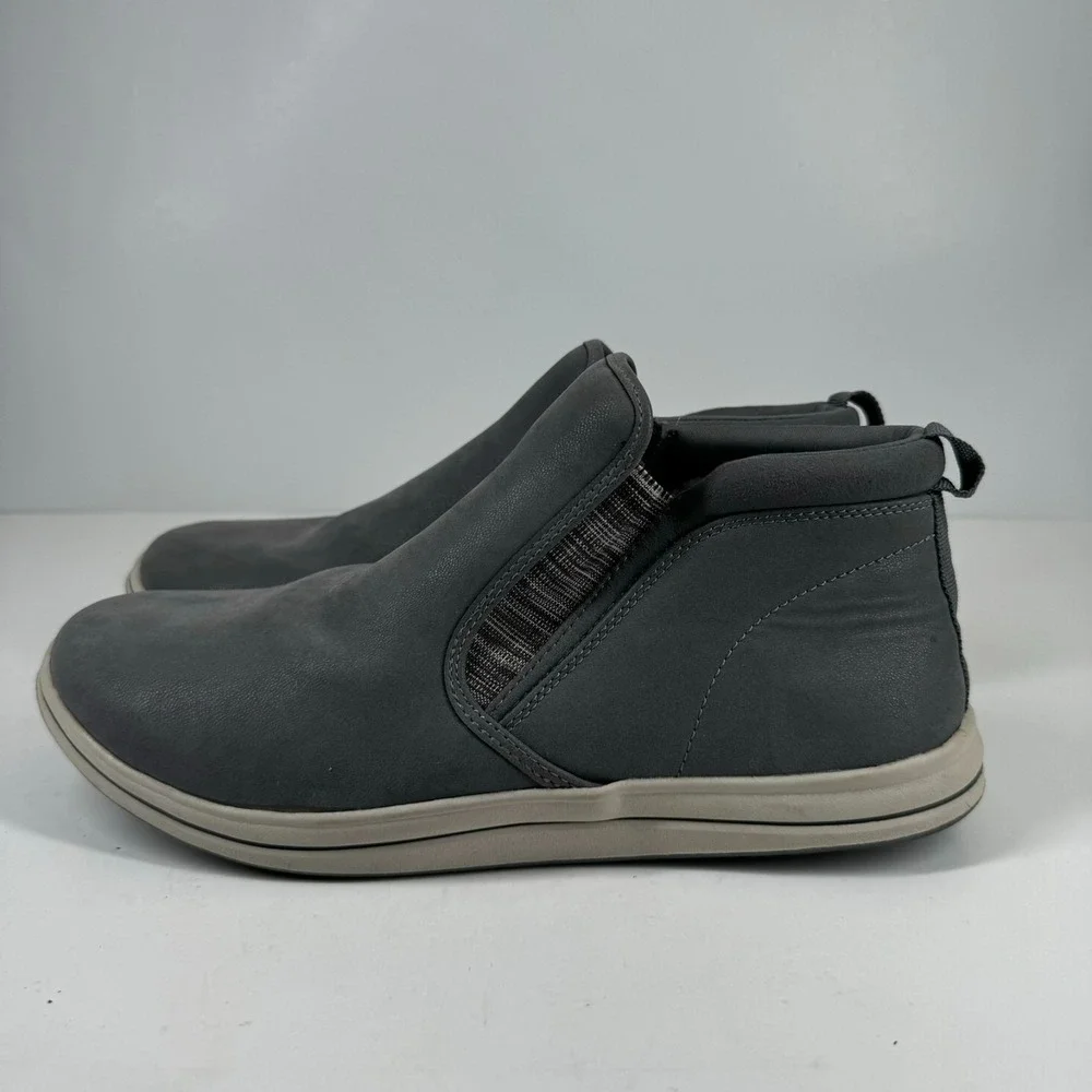 Clarks Cloudsteppers Breeze Clover Women's US 10W Grey Faux Nubuck Ankle Booties